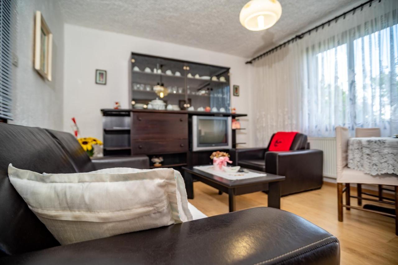 Apartments Fuma Otočac Екстериор снимка