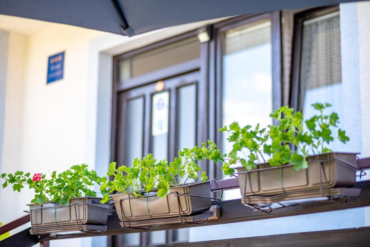 Apartments Fuma Otočac Екстериор снимка