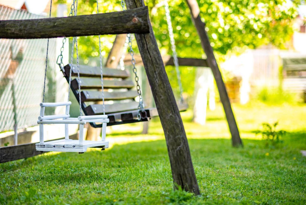 Apartments Fuma Otočac Екстериор снимка