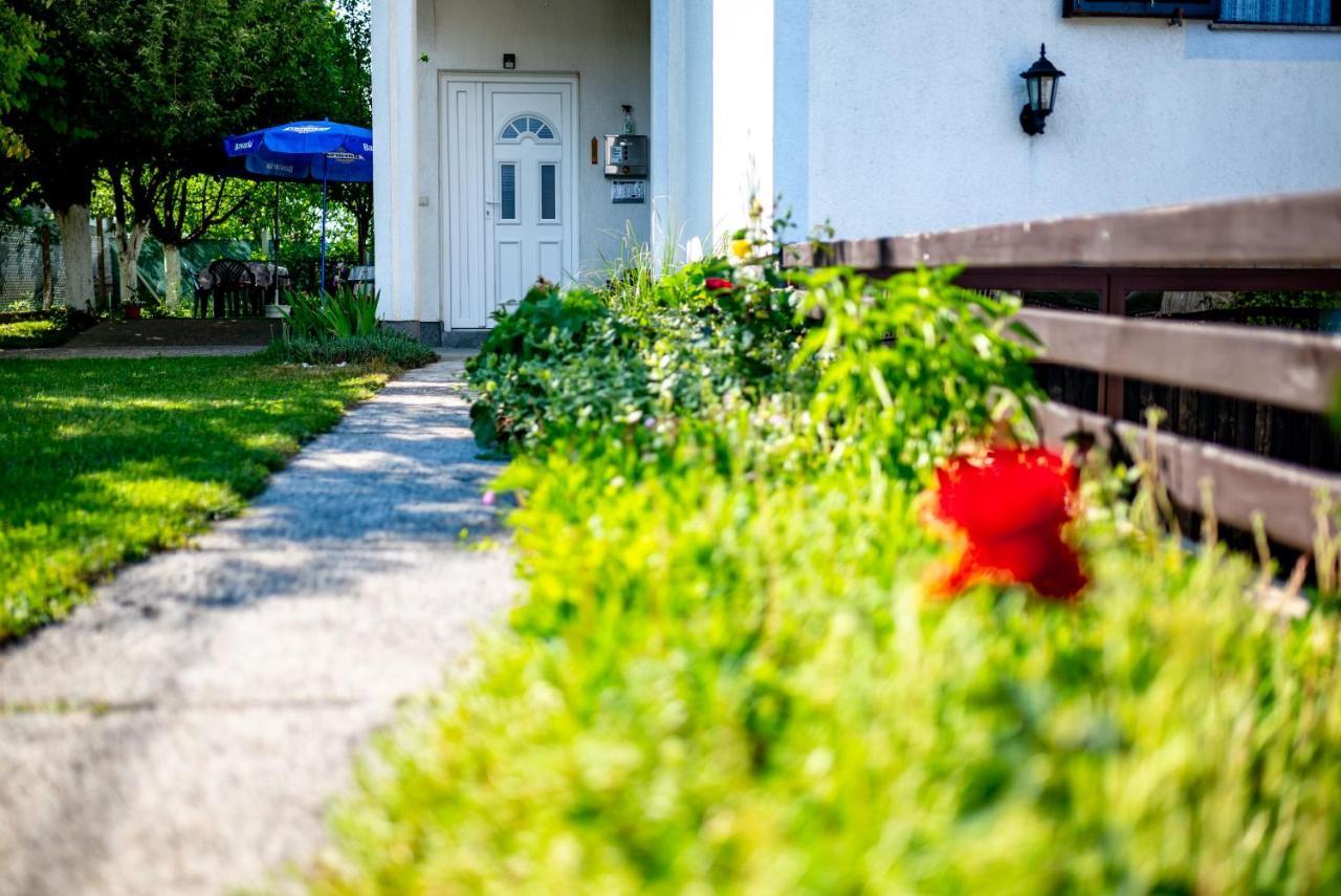 Apartments Fuma Otočac Екстериор снимка