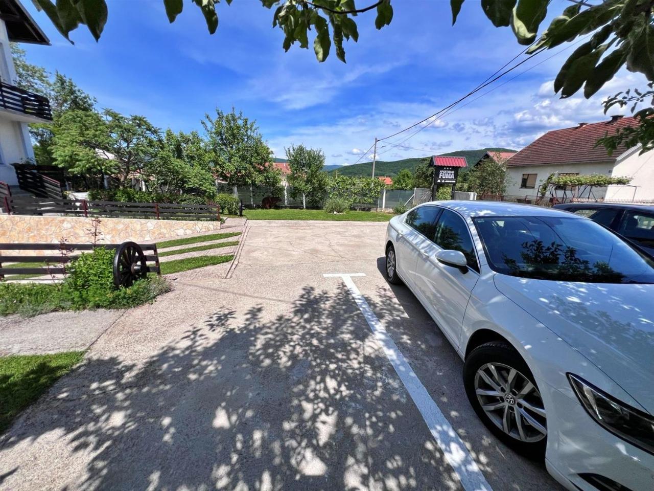 Apartments Fuma Otočac Екстериор снимка