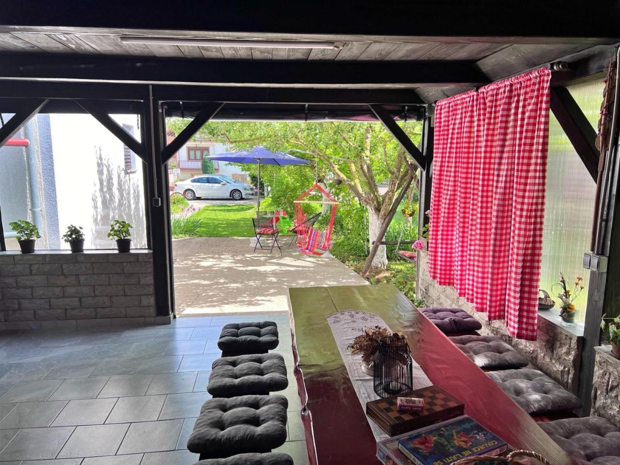 Apartments Fuma Otočac Екстериор снимка