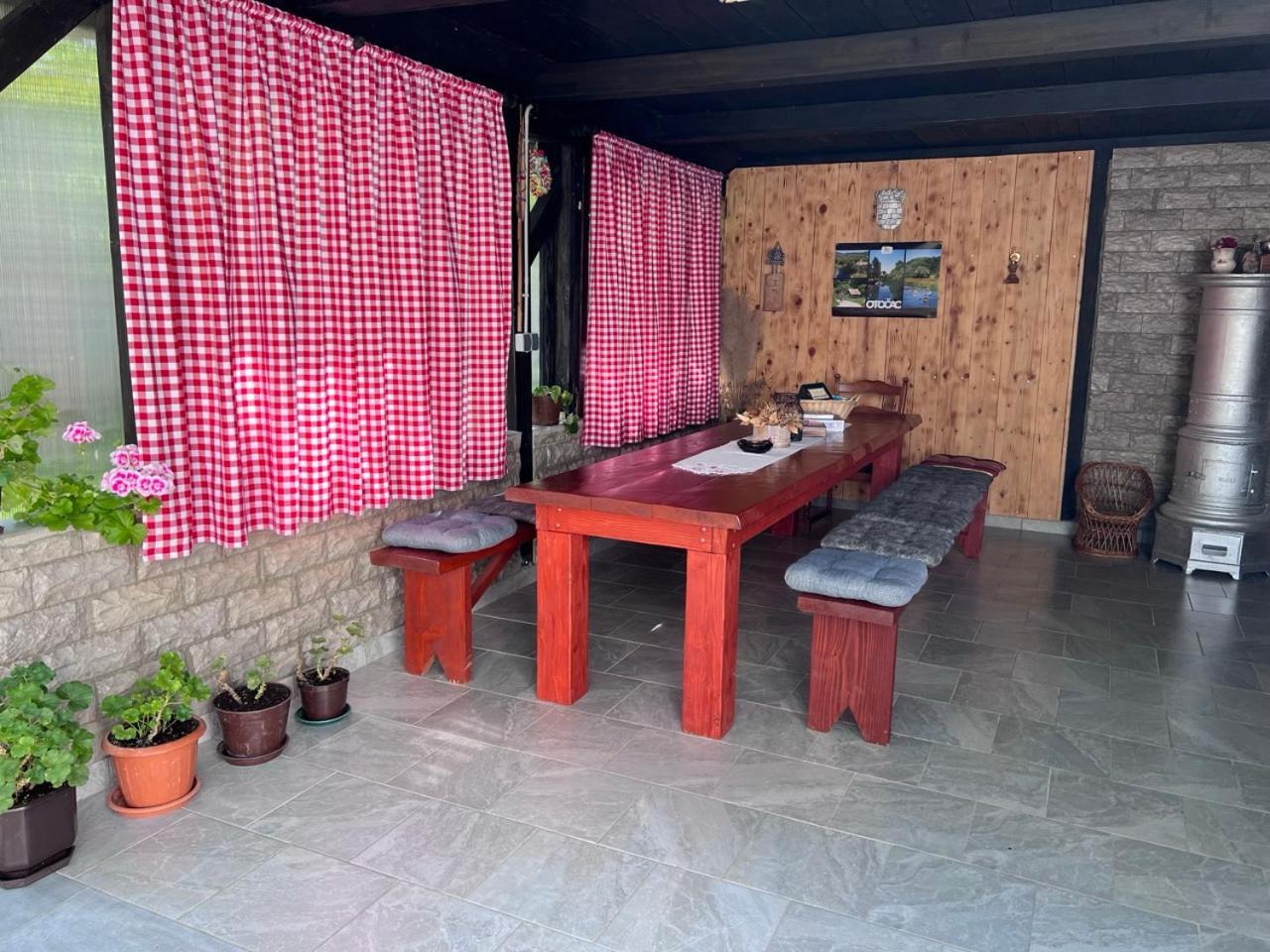 Apartments Fuma Otočac Екстериор снимка