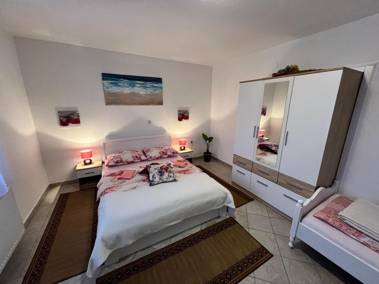Apartments Fuma Otočac Екстериор снимка